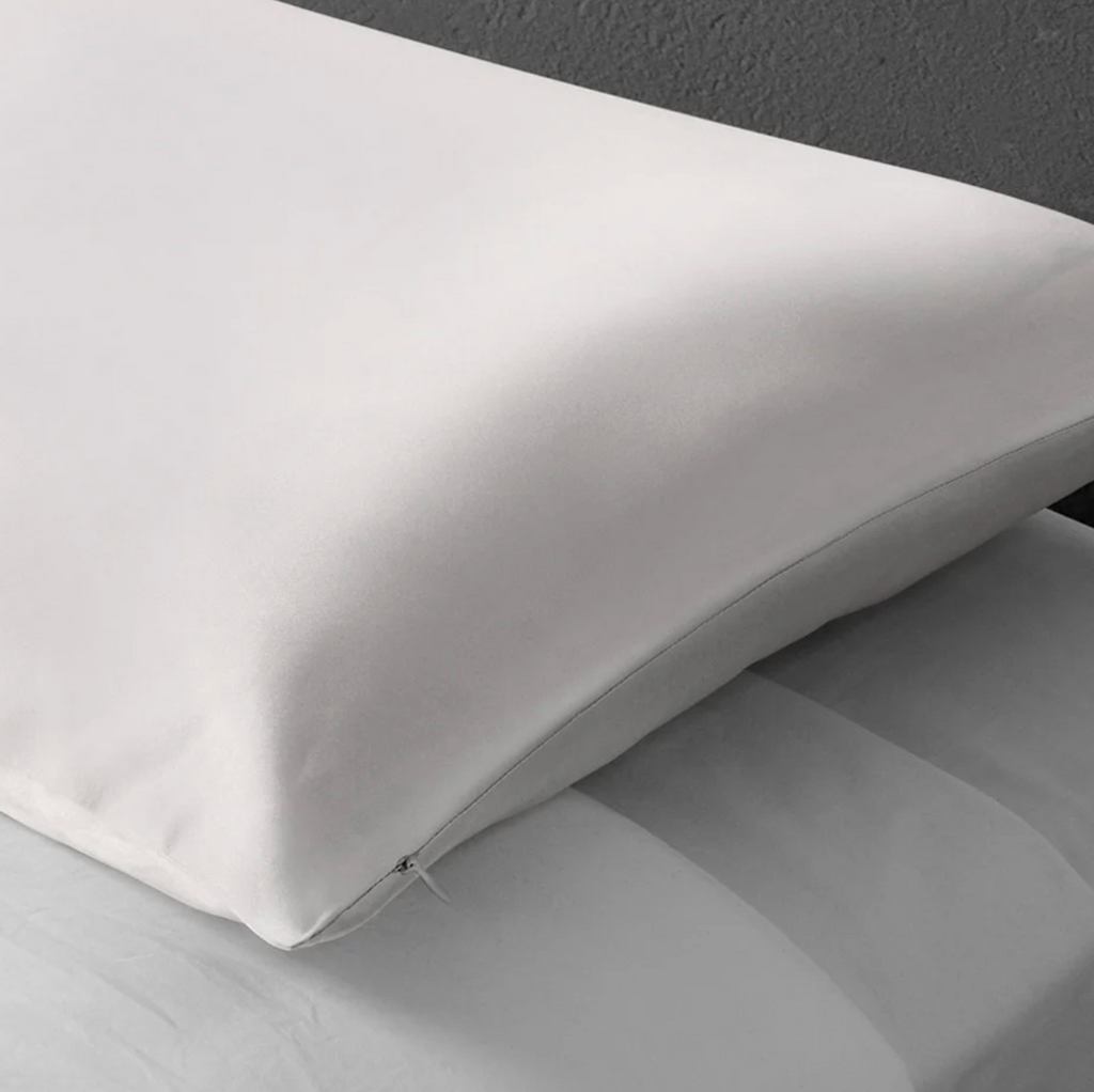 DREAM Performance Silk Pillowcase